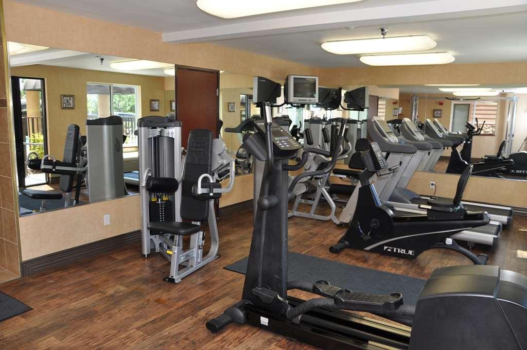 Oxford Suites Chico Amenities photo